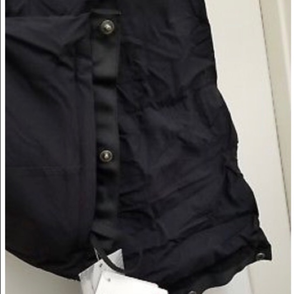Lululemon “Pack In The Heat” Puffer Scarf - Picture 6 of 6